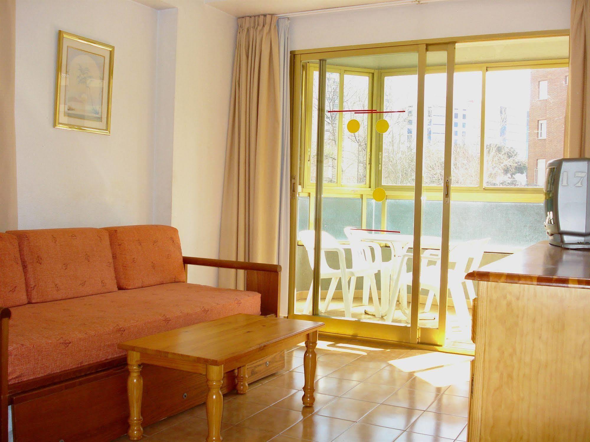 Apartamentos Torre Gerona Benidorm Exterior photo
